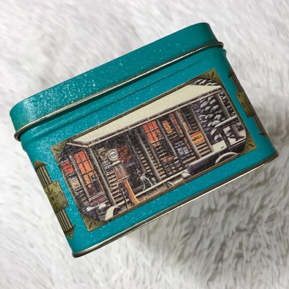 Vintage Coca-Cola Teal Nostalgia Winter Cars at Convenience Store Hinged Top Tin - Picture 12 of 15